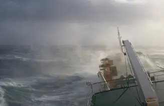 SCH81 Slecht Weer Op Zee