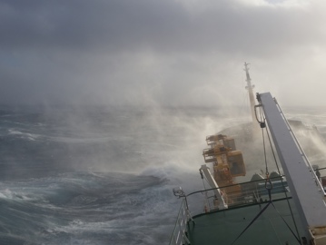 SCH81 Slecht Weer Op Zee